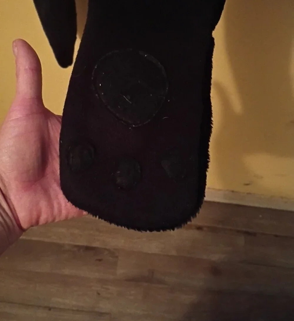 Pact soft black